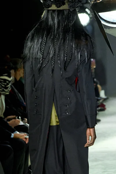 Look 52